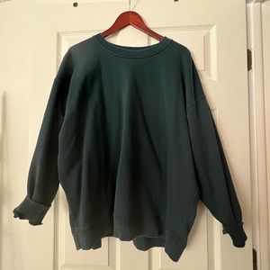 LULULEMON perfectly oversized crew